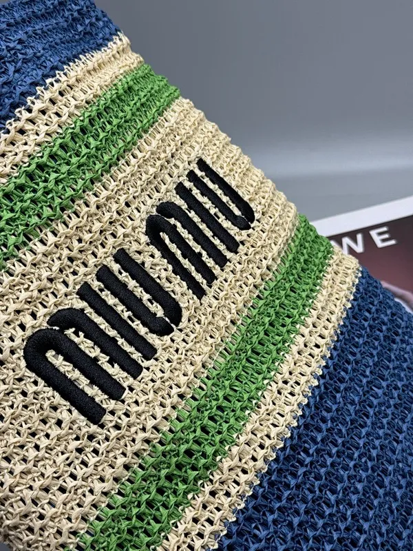 All categories Official website "Brand Women's Bags" Women's Bags 💙 miumiu 2025 new miumiu American retro fairy tote bag
