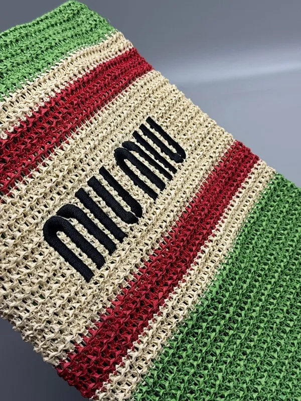 All categories Official website "Brand Women's Bags" Women's Bags 💙 miumiu 2025 new miumiu American retro fairy tote bag