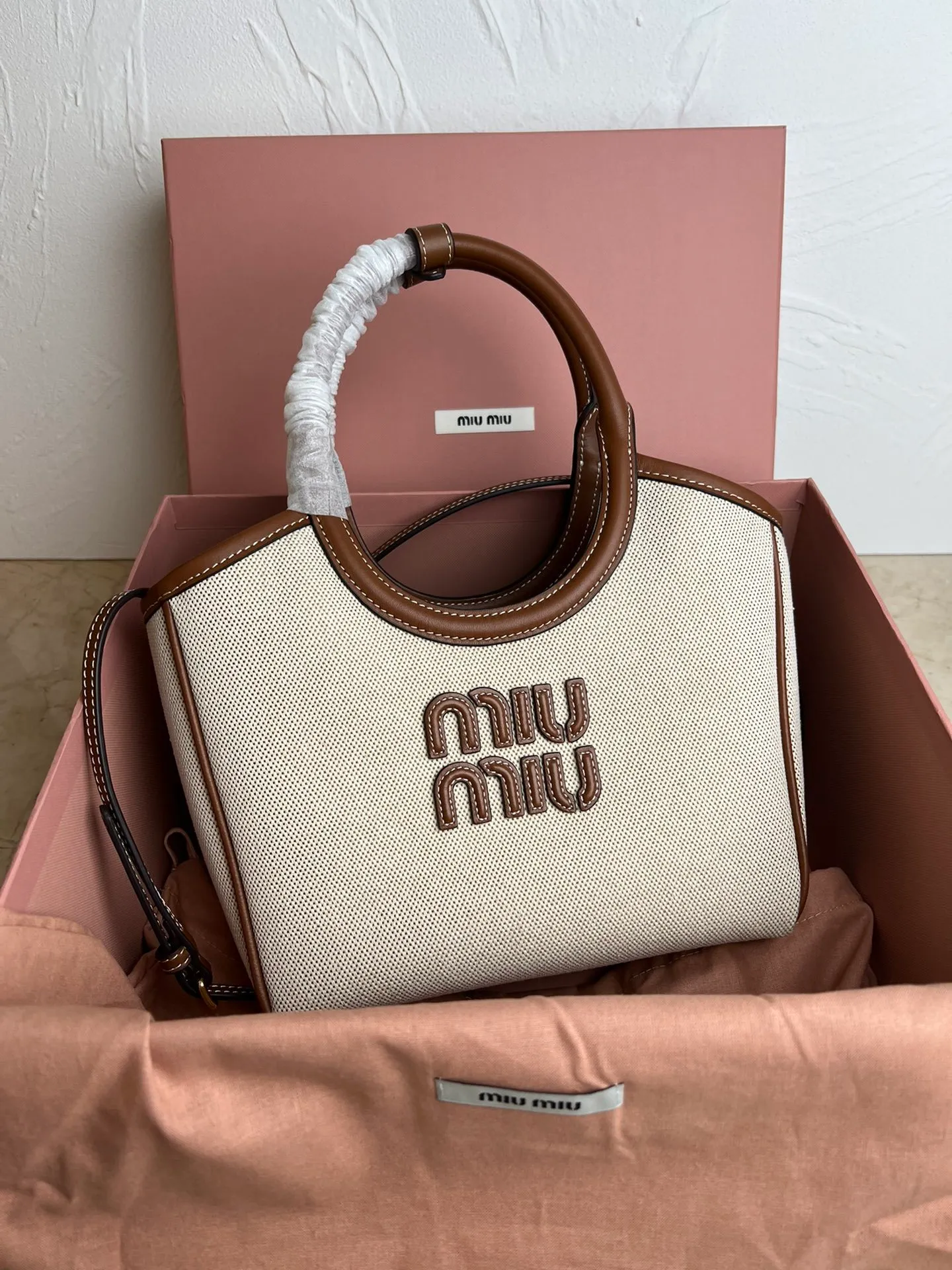 All Categories Official Website "Brand Women's Bags" Women's Bags 💙 miumiu 2026 Official Website MIUMIU Crossbody Bag