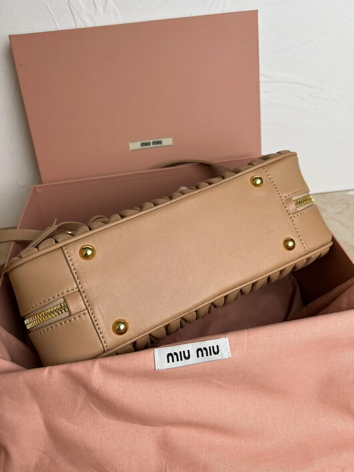 All Categories Official Website "Brand Women's Bags" Women's Bags 💙 miumiu 2026 Official Website MIUMIU Crossbody Bag