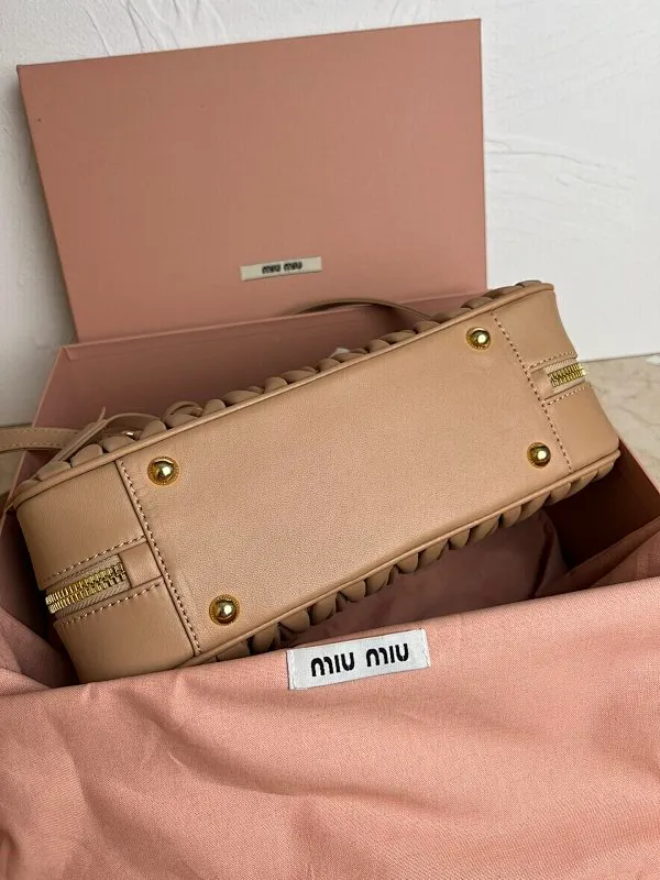 All Categories Official Website "Brand Women's Bags" Women's Bags 💙 miumiu 2026 Official Website MIUMIU Crossbody Bag