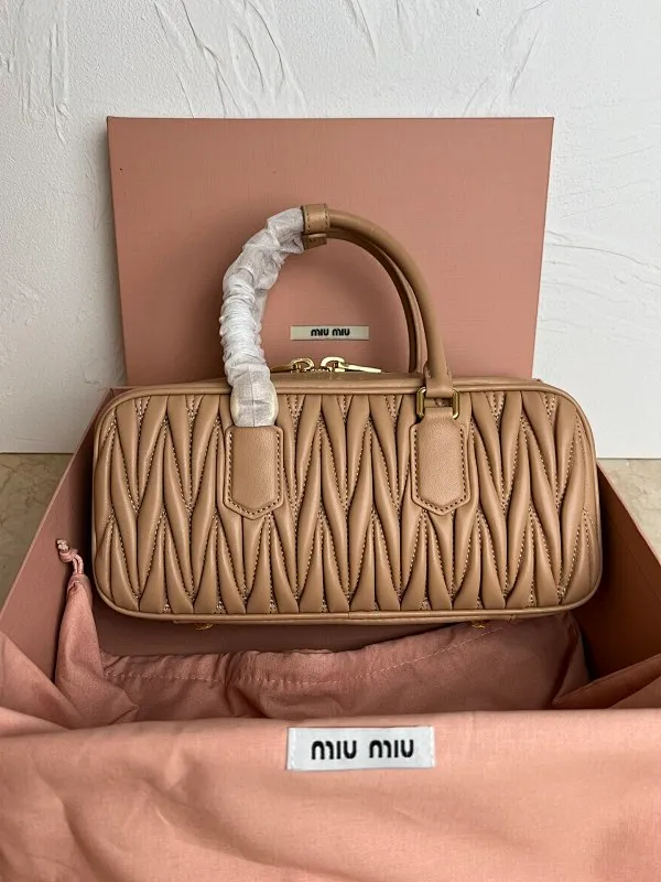 All Categories Official Website "Brand Women's Bags" Women's Bags 💙 miumiu 2026 Official Website MIUMIU Crossbody Bag