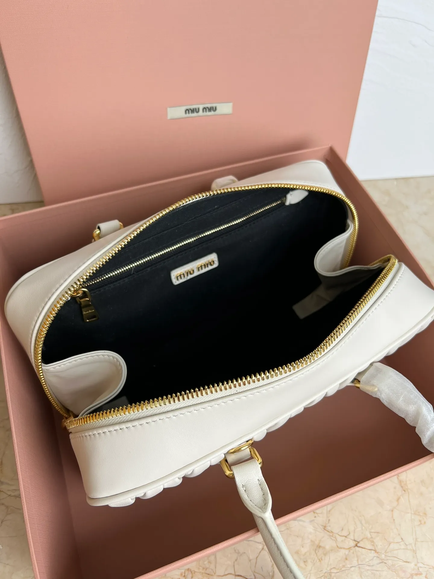 All Categories Official Website "Brand Women's Bags" Women's Bags 💙 miumiu 2026 Official Website MIUMIU Crossbody Bag