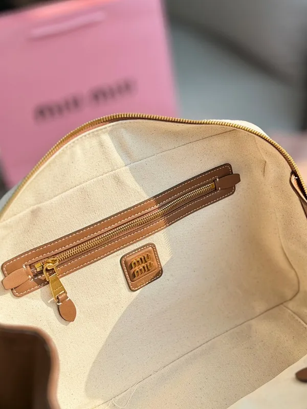 All categories Official website "Brand Women's Bags" Women's Bags 💙 miumiu 2024 new MIUMIU handbags