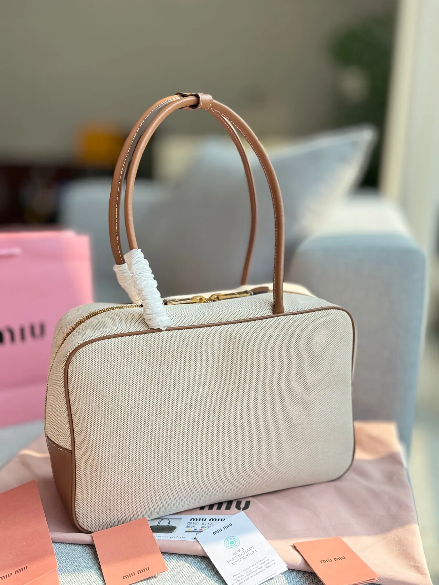 All categories Official website "Brand Women's Bags" Women's Bags 💙 miumiu 2024 new MIUMIU handbags