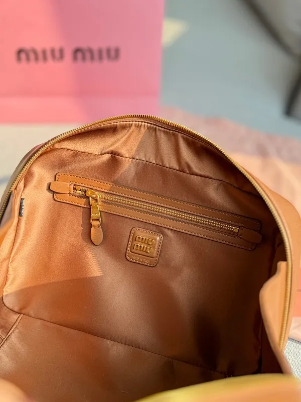 All categories Official website "Brand Women's Bags" Women's Bags 💙 miumiu 2024 new MIUMIU handbags