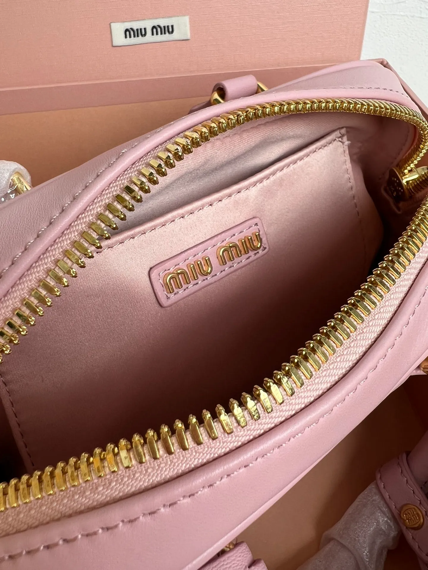 All Categories Official Website "Brand Women's Bags" Women's Bags 💙 miumiu 2026 Official Website MIUMIU Crossbody Bag