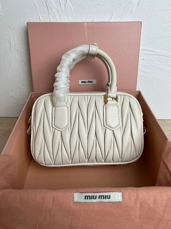 All Categories Official Website "Brand Women's Bags" Women's Bags 💙 miumiu 2026 Official Website MIUMIU Crossbody Bag