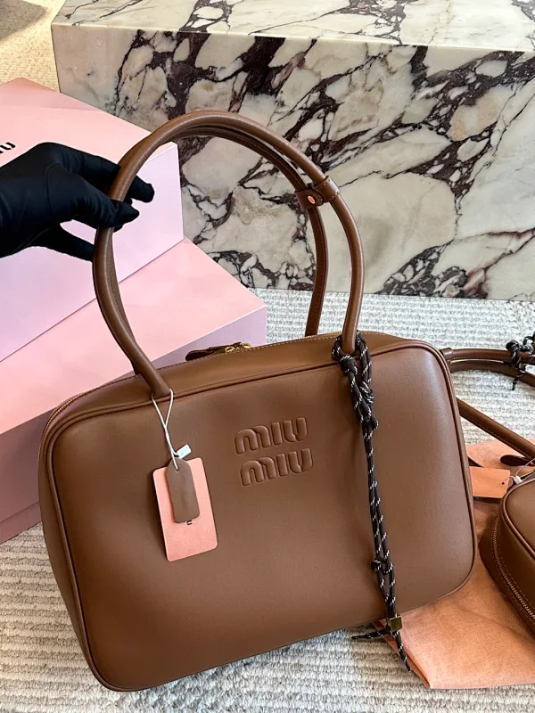 All categories Official website "Brand Women's Bags" Women's Bags 💙 miumiu 2026 new MIUMIU bowling bag