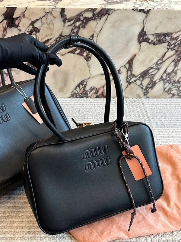All categories Official website "Brand Women's Bags" Women's Bags 💙 miumiu 2026 new MIUMIU bowling bag
