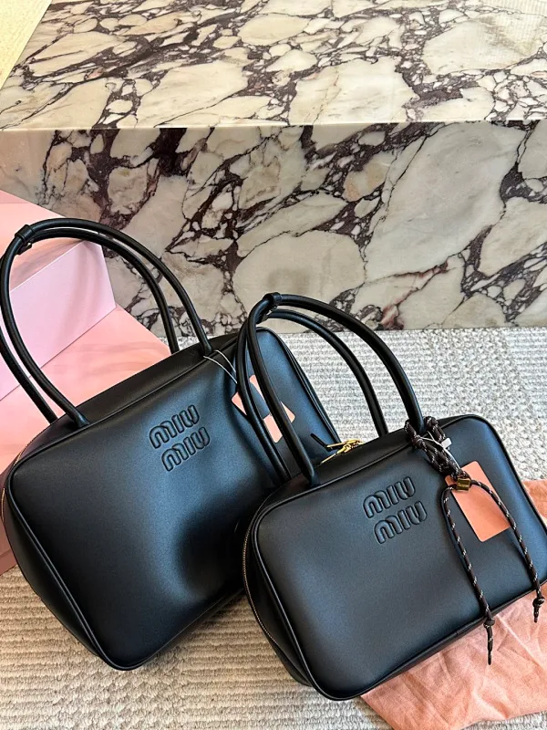 All categories Official website "Brand Women's Bags" Women's Bags 💙 miumiu 2026 new MIUMIU bowling bag