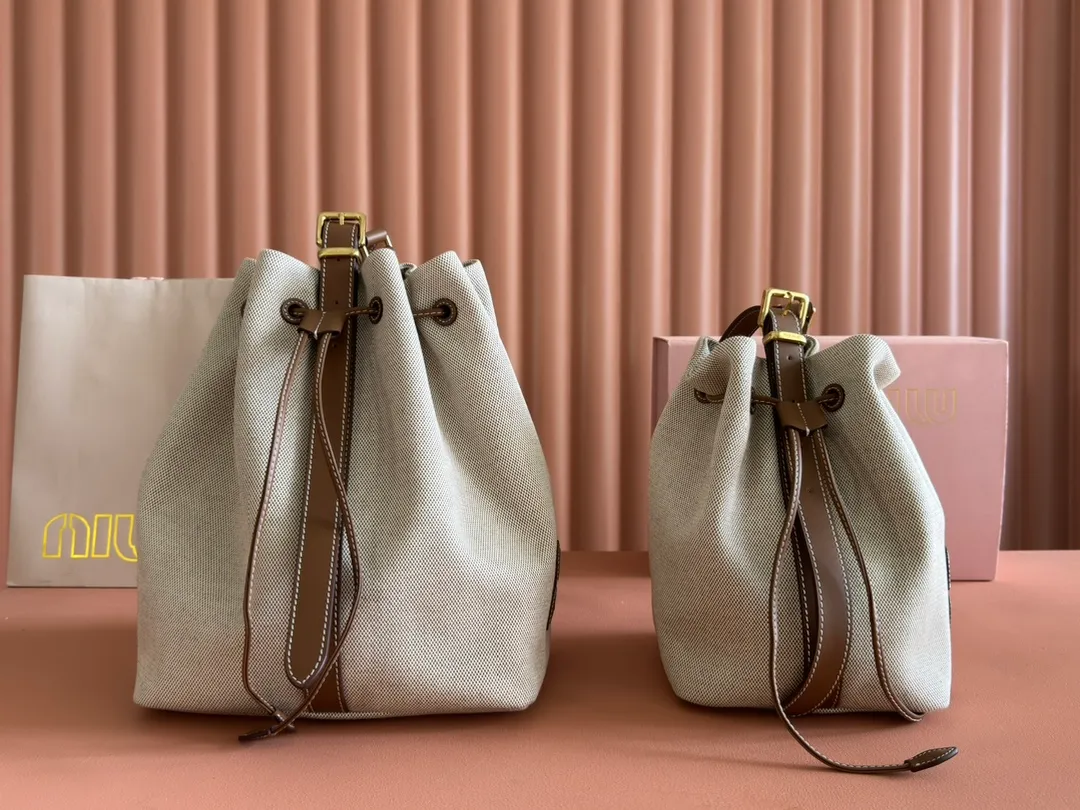 💋💋💋【Full set of packaging at the counter】5BE089-5B'E090 canvas bucket bag