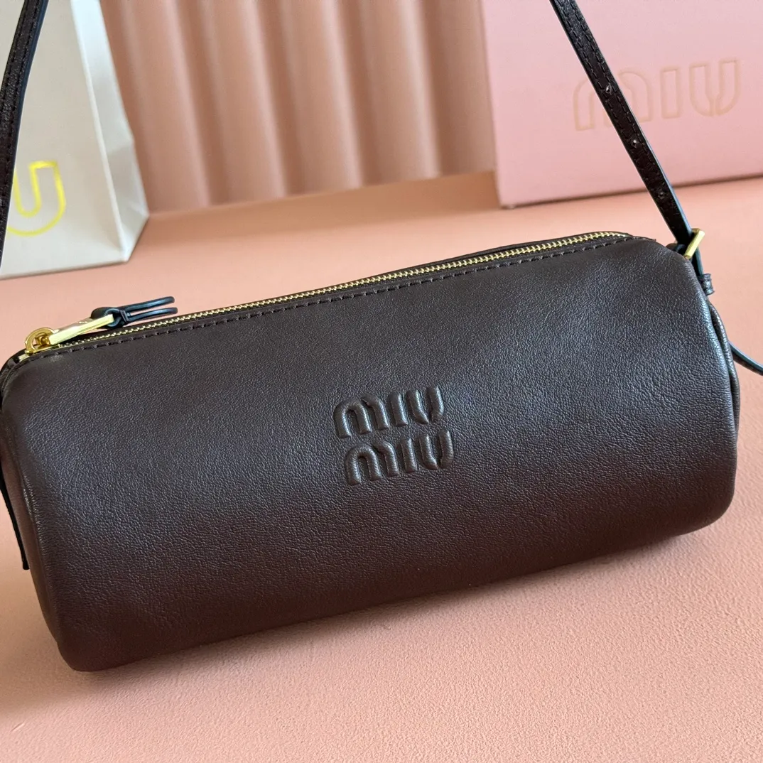 p1040💋💋💋[Special grade hardware original leather] Adventure Nappa sheep leather handbag/shoulder bag brown Size: W22×H9×D9cm No._5BG851