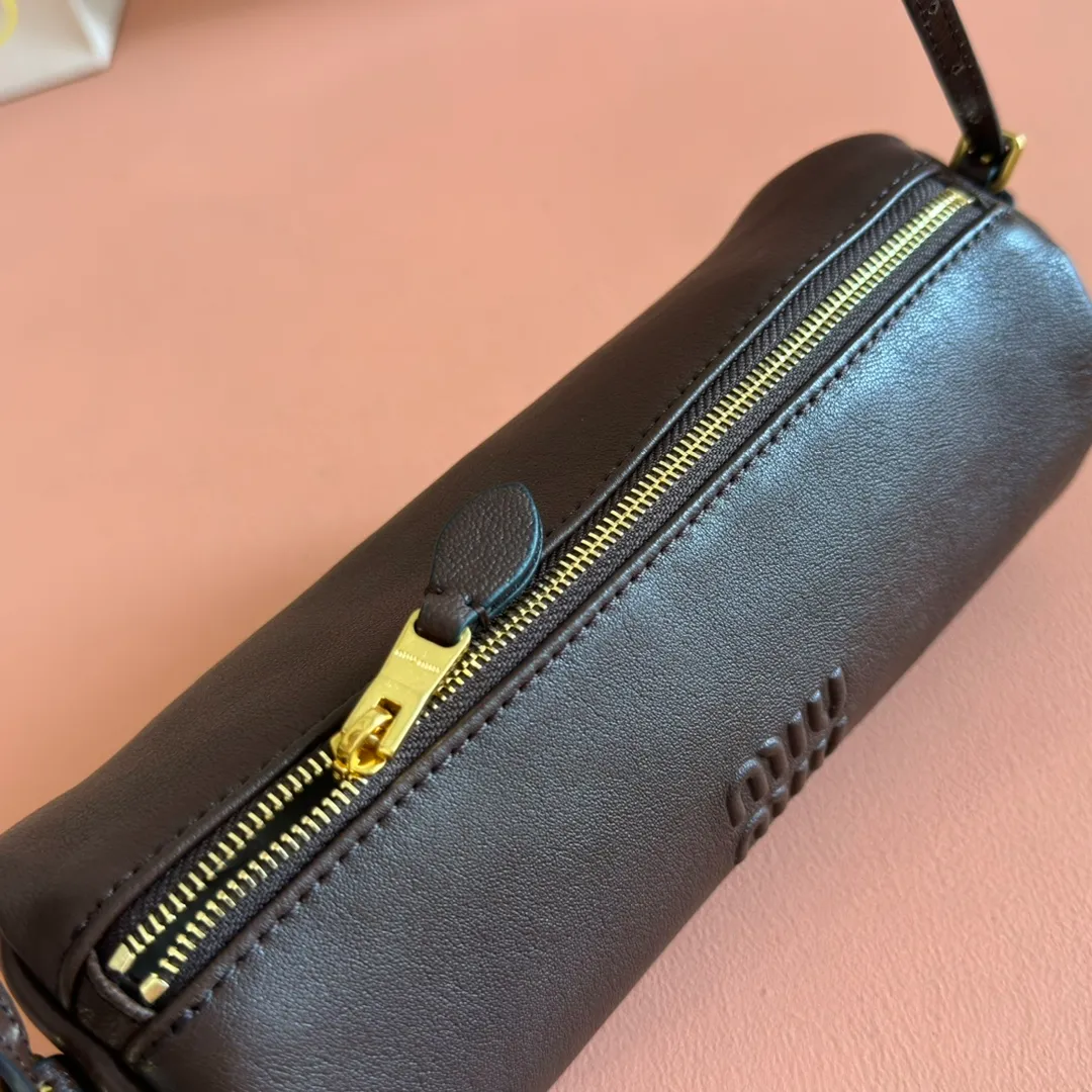 p1040💋💋💋[Special grade hardware original leather] Adventure Nappa sheep leather handbag/shoulder bag brown Size: W22×H9×D9cm No._5BG851