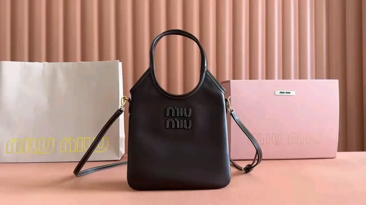 💋💋💋【Equipped with counter full set of packaging, premium hardware and original leather】IVY cow leather tote bag small handbag/crossbody bag～5ba281