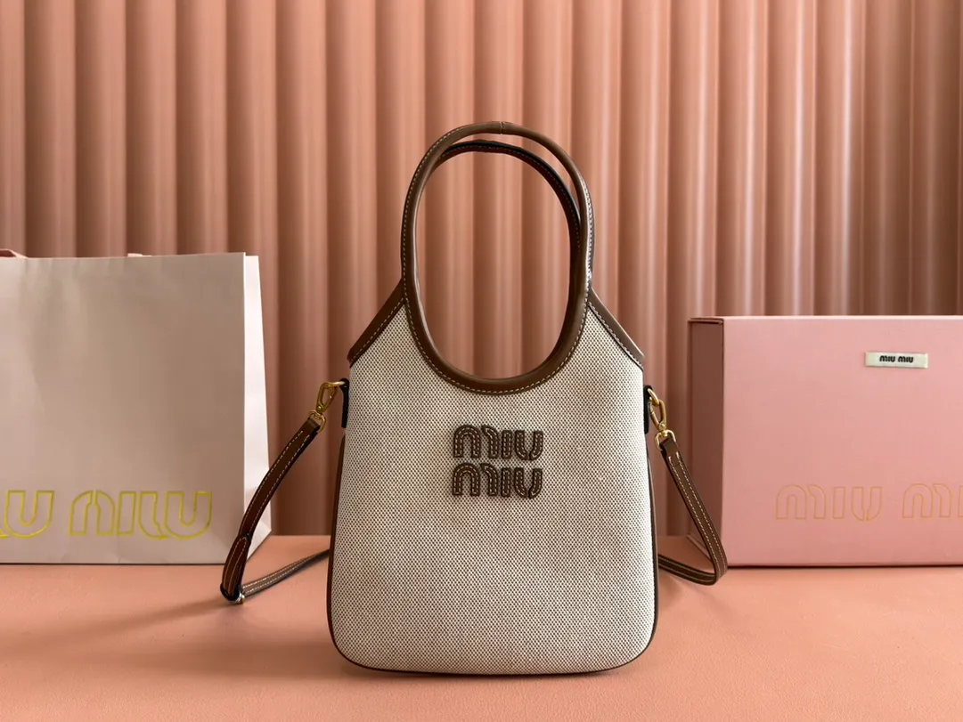 💋💋💋【Equipped with counter full set of packaging, premium hardware and original leather】IVY cow leather tote bag small handbag/crossbody bag～5BA281