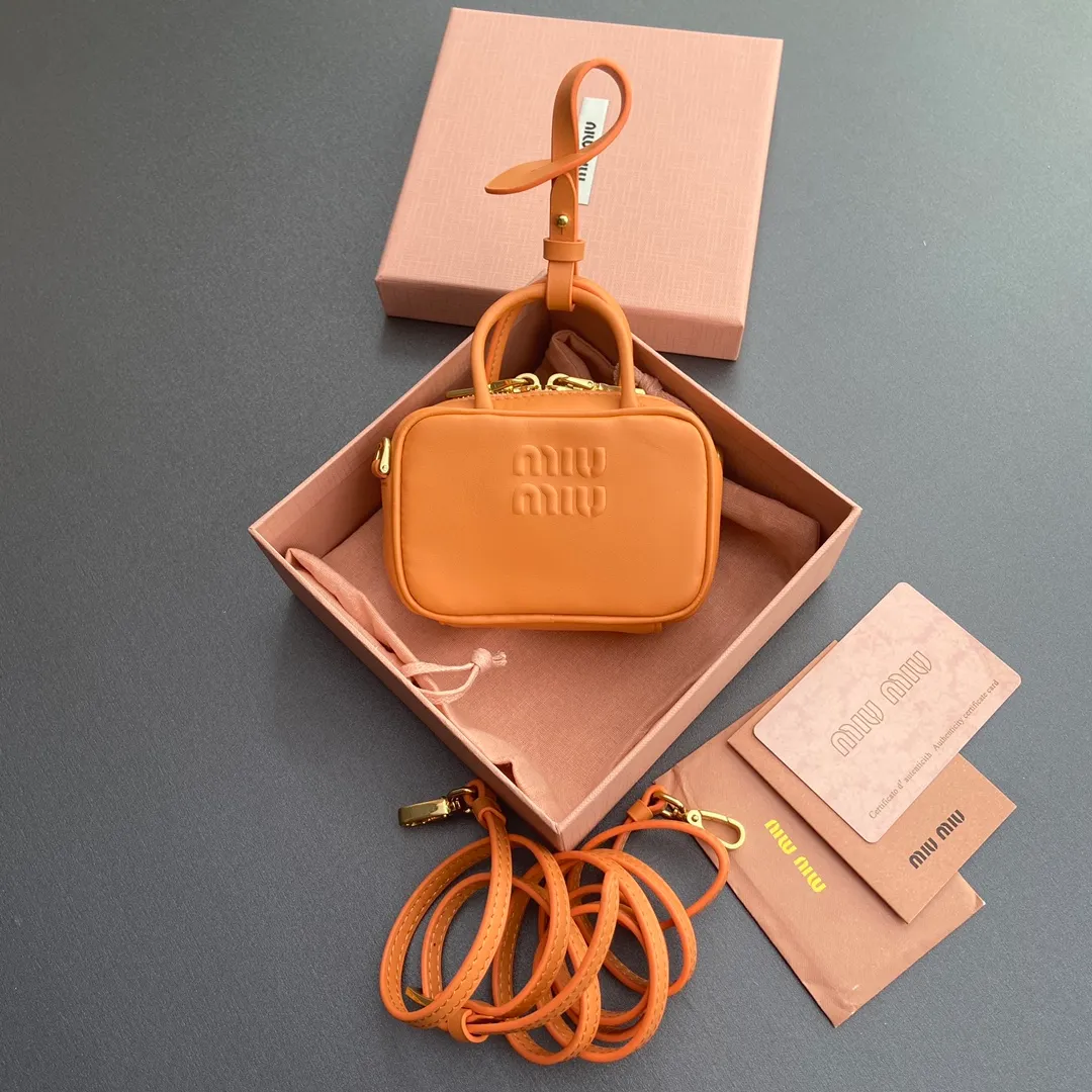 [Special grade hardware original leather] ~ Orange imported cow leather pendant No.: 5NR036 _ 020 _ MM030