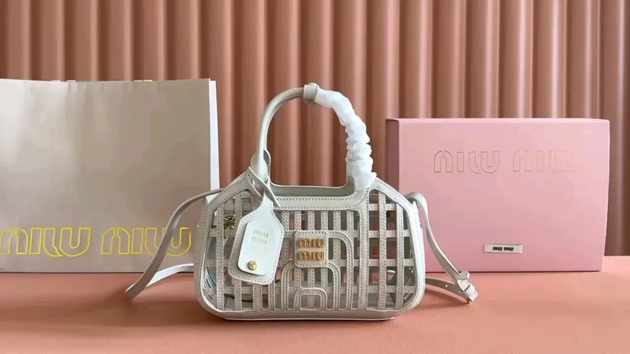 💋💋💋【Full set of packaging at the counter】MIUM new vegetable basket