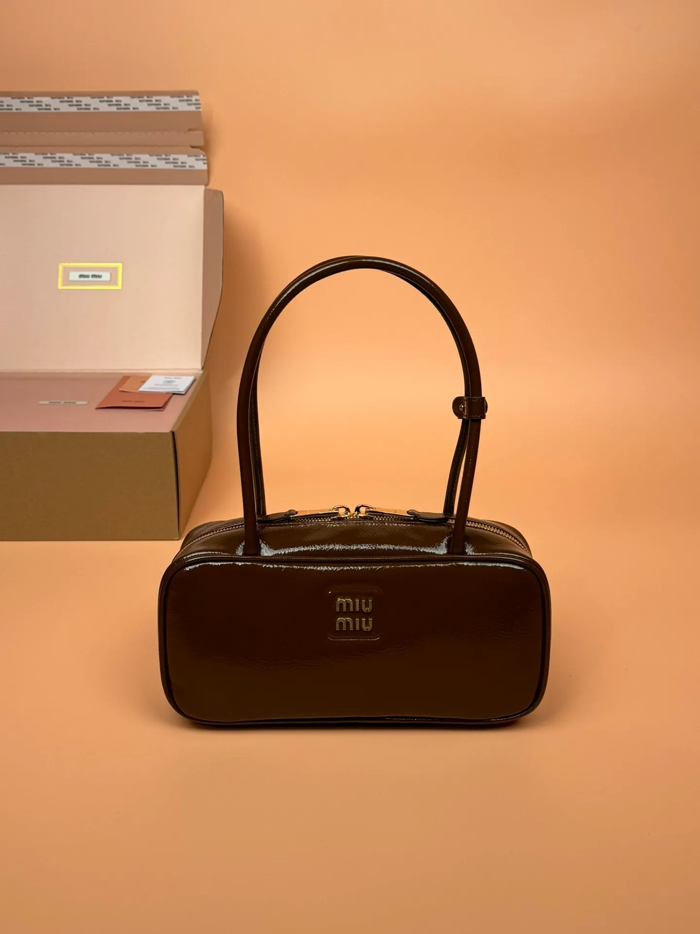 💰1640 [Special grade hardware original leather] beau naplak patent sheep leather handbag ~ handbag shoulder bag ~ bright brown Size: w28×h13×d9cm Number: 5bb173