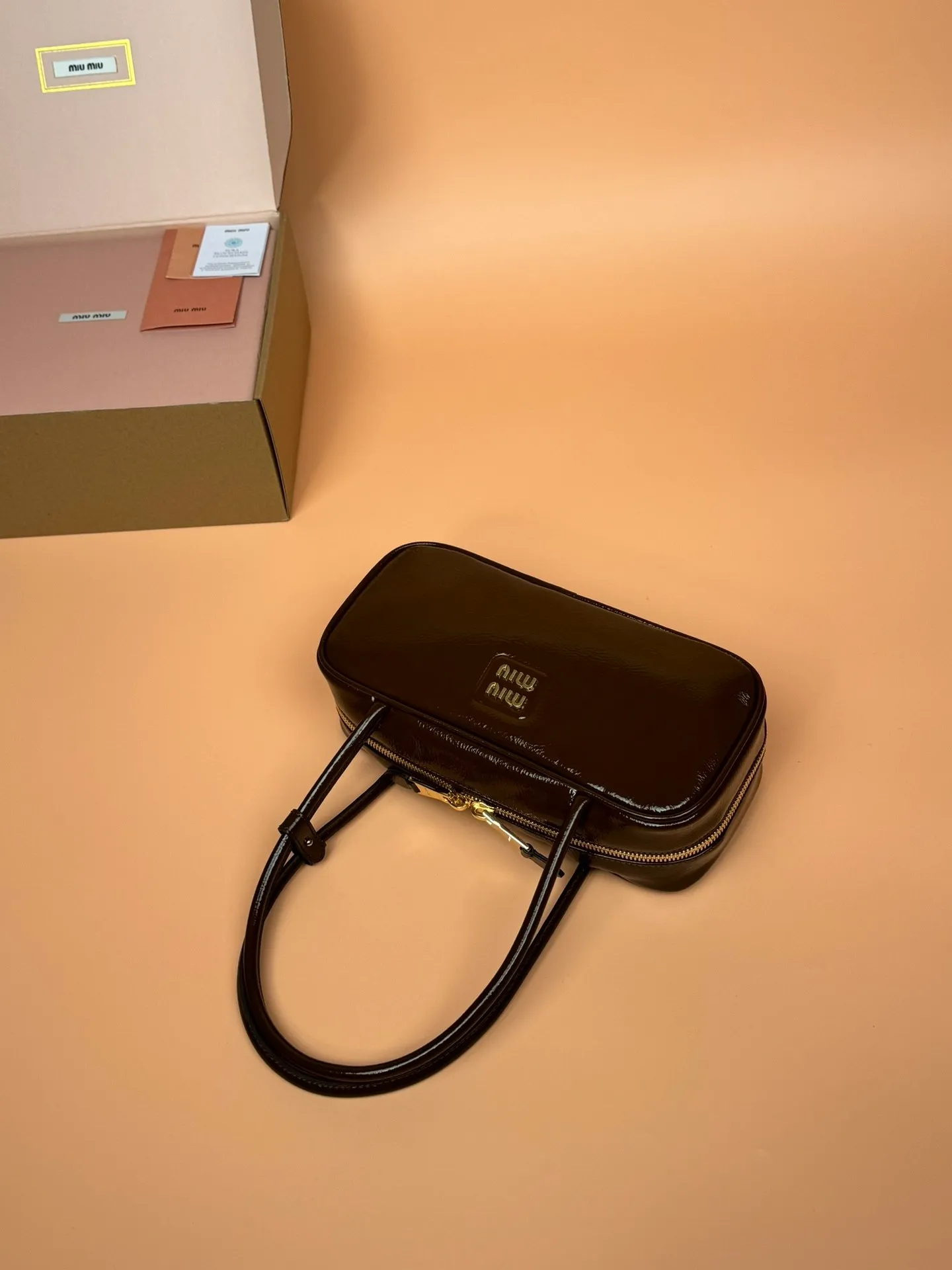 💰1640 [Special grade hardware original leather] beau naplak patent sheep leather handbag ~ handbag shoulder bag ~ bright brown Size: w28×h13×d9cm Number: 5bb173
