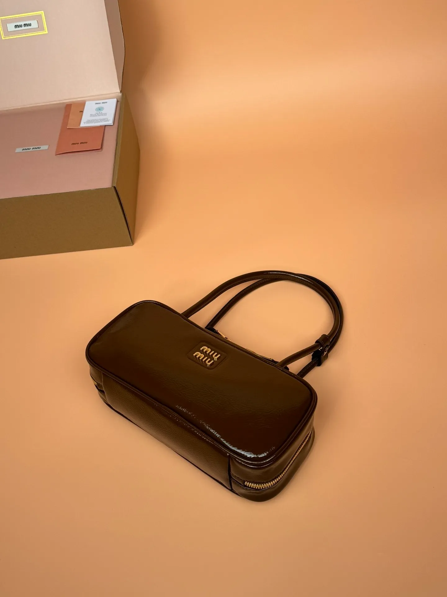 💰1640 [Special grade hardware original leather] beau naplak patent sheep leather handbag ~ handbag shoulder bag ~ bright brown Size: w28×h13×d9cm Number: 5bb173