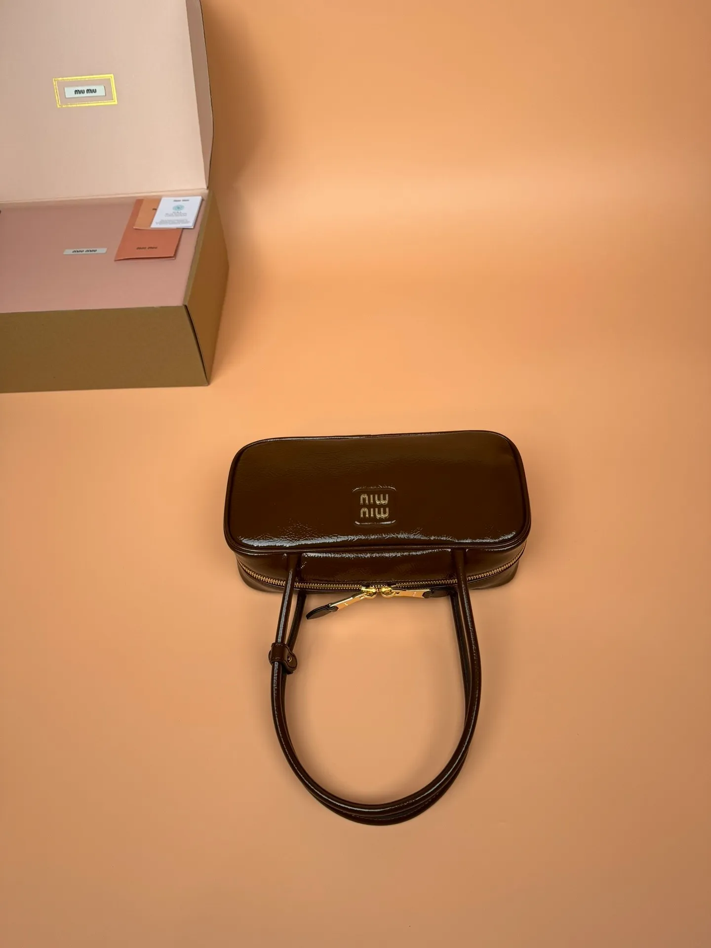 💰1640 [Special grade hardware original leather] beau naplak patent sheep leather handbag ~ handbag shoulder bag ~ bright brown Size: w28×h13×d9cm Number: 5bb173