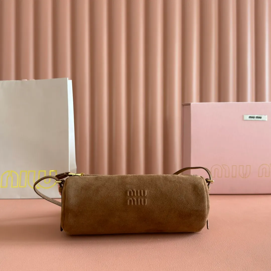 p1040💋💋💋[Special grade hardware original leather] Adventure Nappa frosted leather handbag/shoulder bag brown Size: W22×H9×D9cm No._5BG851