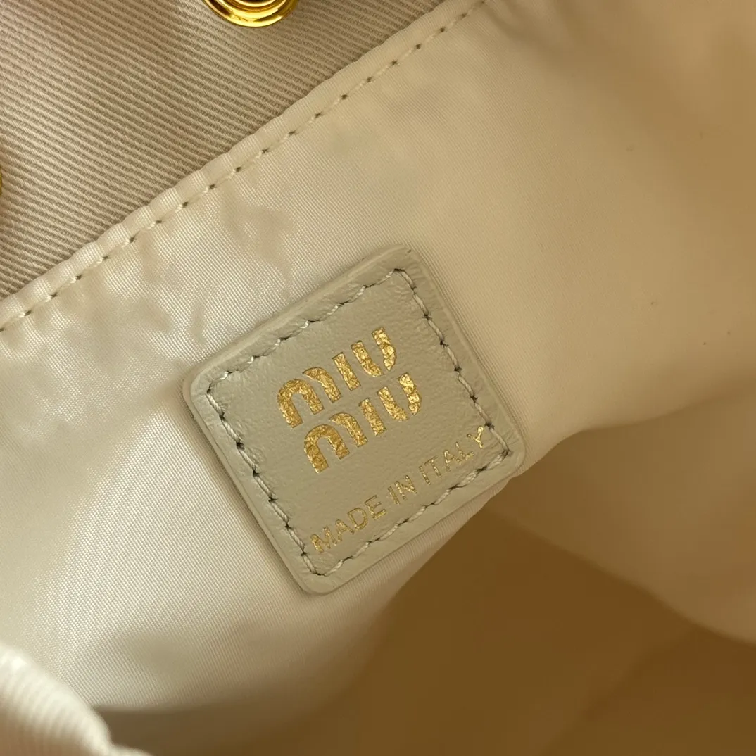p960💋💋💋 [Configured with full package at the counter] 5NR038, new canvas bucket bag, made of twill waterproof canvas fabric, high-end and practical texture, iconic embroidered micro-label on the front, unique colorful woven drawstring at the bag mouth, the absolute best value for money, can be carried by hand or under the armpit, and you can also wear it with a shoulder strap according to your personal preference, casual and versatile, forged lining, ultra-light, excellent capacity Dimensions: 16 X22.5 X10.5 cm
