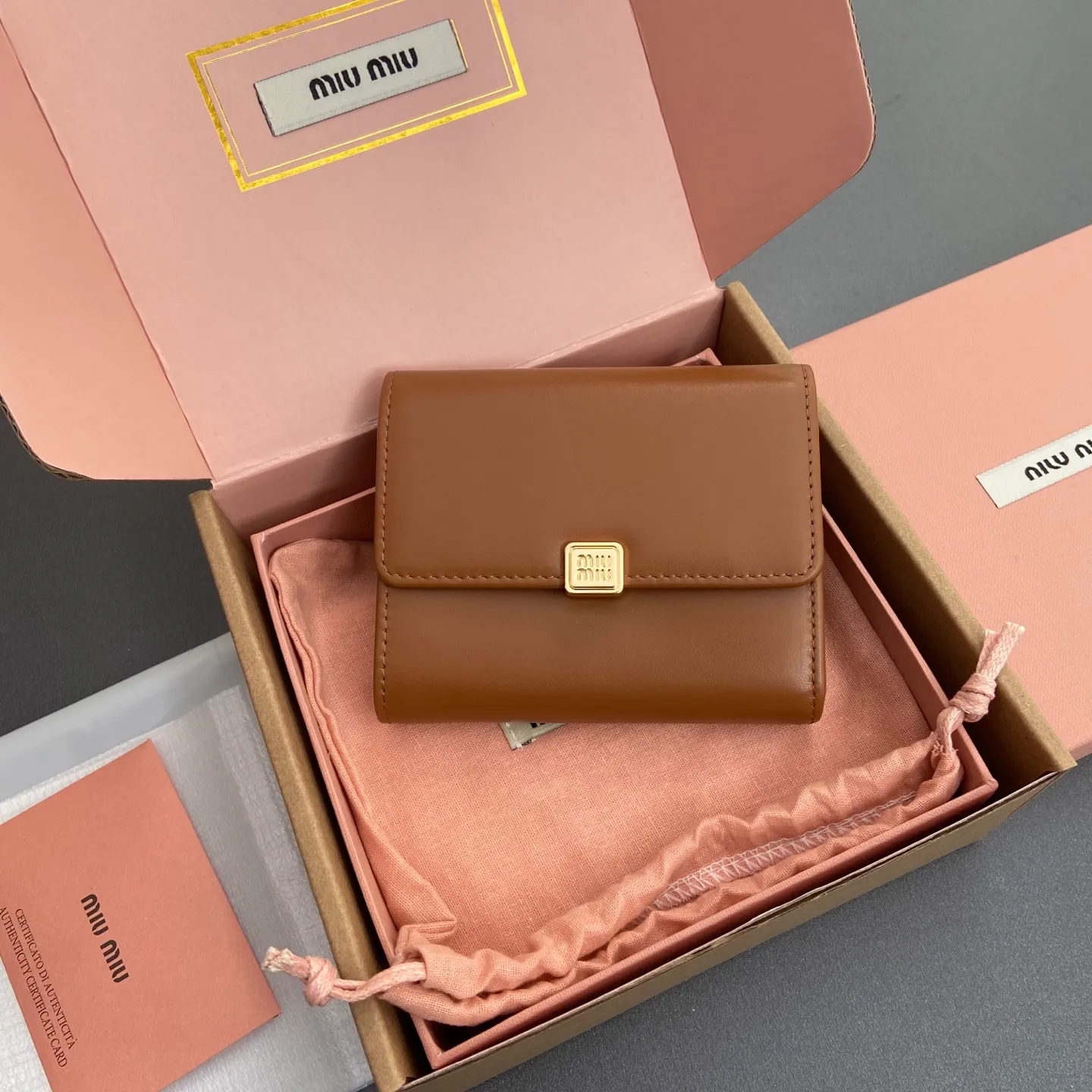 [Special grade hardware original leather] ¥600~Imported cowhide wallet~Cognac color Size: w11.5×h10.2×2cm No.: 5MH033_ MM0240