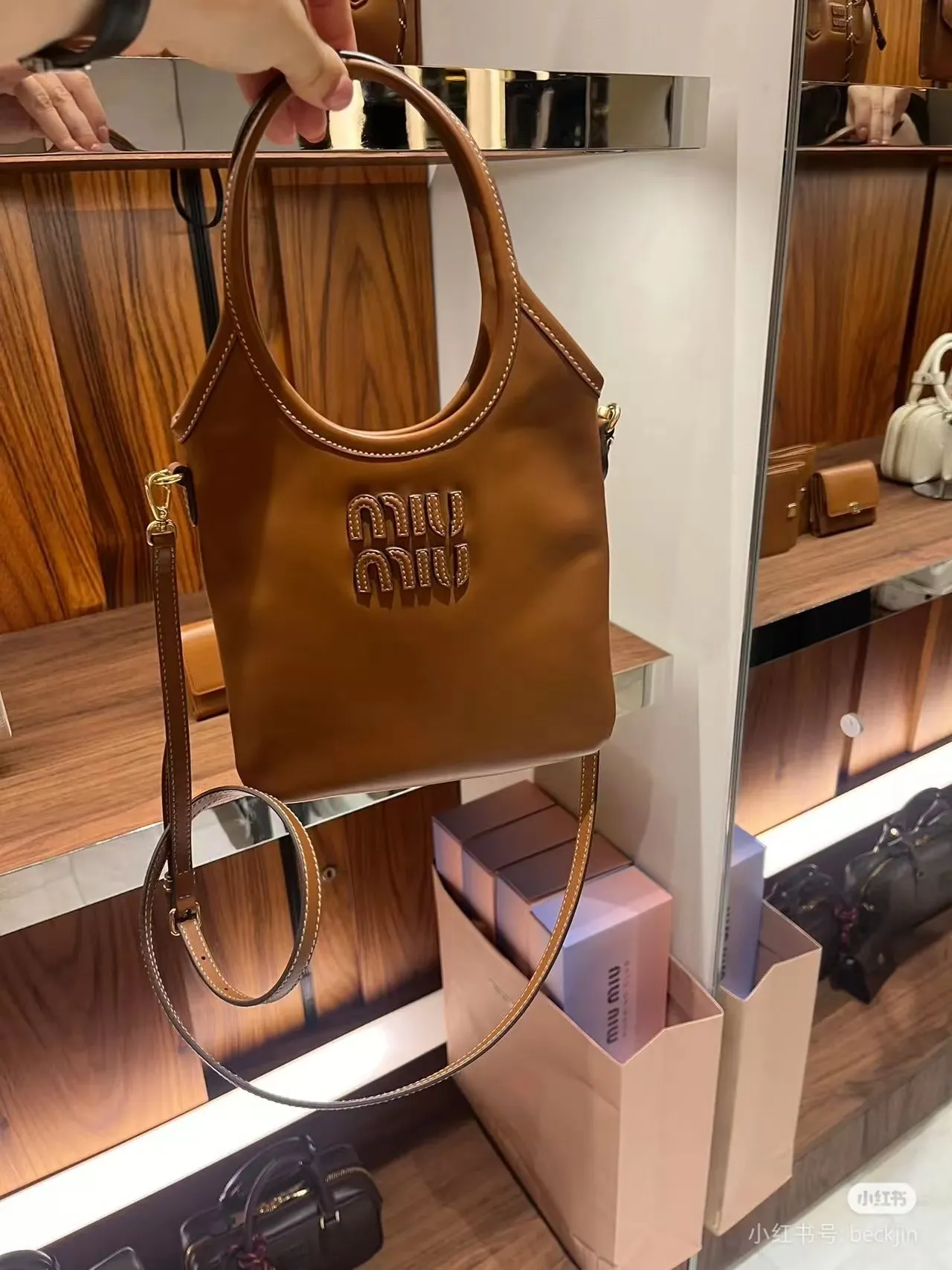 💋💋💋【Equipped with counter full set of packaging, premium hardware and original leather】IVY cow leather tote bag small handbag/crossbody bag～5ba281