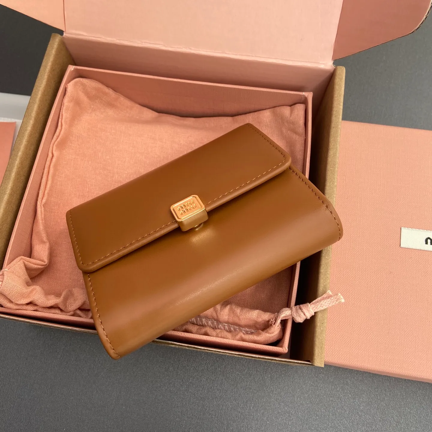 [Special grade hardware original leather] ¥600 ~ Imported cowhide wallet ~ Cognac color - Snap button closure - Metal letter logo - 2 card slots - 1 banknote compartment - 1 coin pocket - Lined Size: w11.5×h10.2×2cm No.: 5MH033_ MM0240
