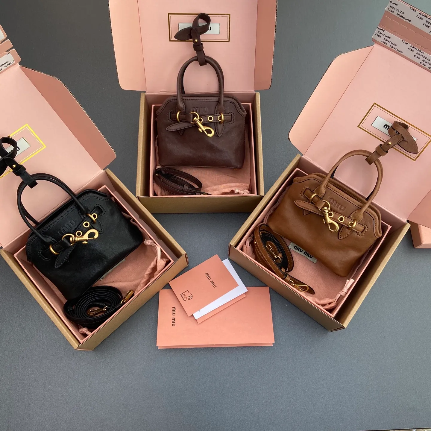 p920 [Special grade hardware original leather]~Adventure Nappa sheep leather pendant/crossbody bag~Vegetable tanned leather heather color Size: w12.5×h10×5cm No. 5BG037 MM combination diagram