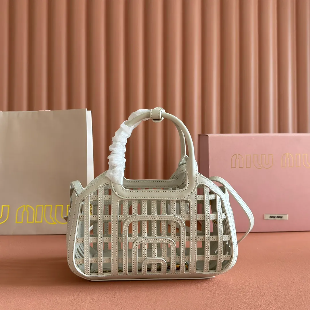 p2080💋💋💋【Configured with full counter package】MIUM new vegetable basket, soft Naa leather handbag, designed with exquisite weaving pattern and unique structure, showing summer style, complex craftsmanship reflects the exquisite and elegant beauty of MIU series, detachable and adjustable leather long shoulder strap, with zipper small bag hanging decoration inside, strong practicality, perfect choice for commuting to work, picnics and vacations/Model 5ba294 Size 24 X12.5 X 9 cm