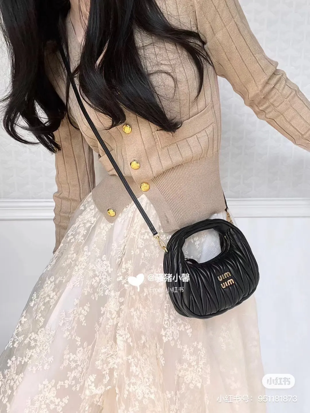 💋💋💋 Equipped with a full set of packaging at the counter [Super Grade Hardware Original Leather] Wander Matelasse Sheep Leather Hobo Mini Handbag/Crossbody Bag～Sheepskin Size: W17.5×H14×D5.5cm Number: 5BP156