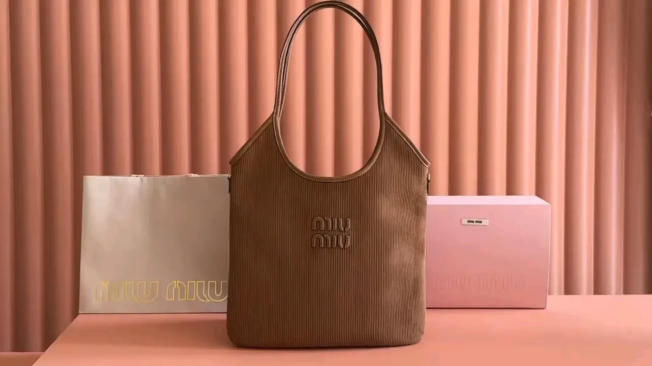 💋💋💋【Full package with counter】Miu Women's IVY Corduroy Tote Shoulder Bag 5bg231