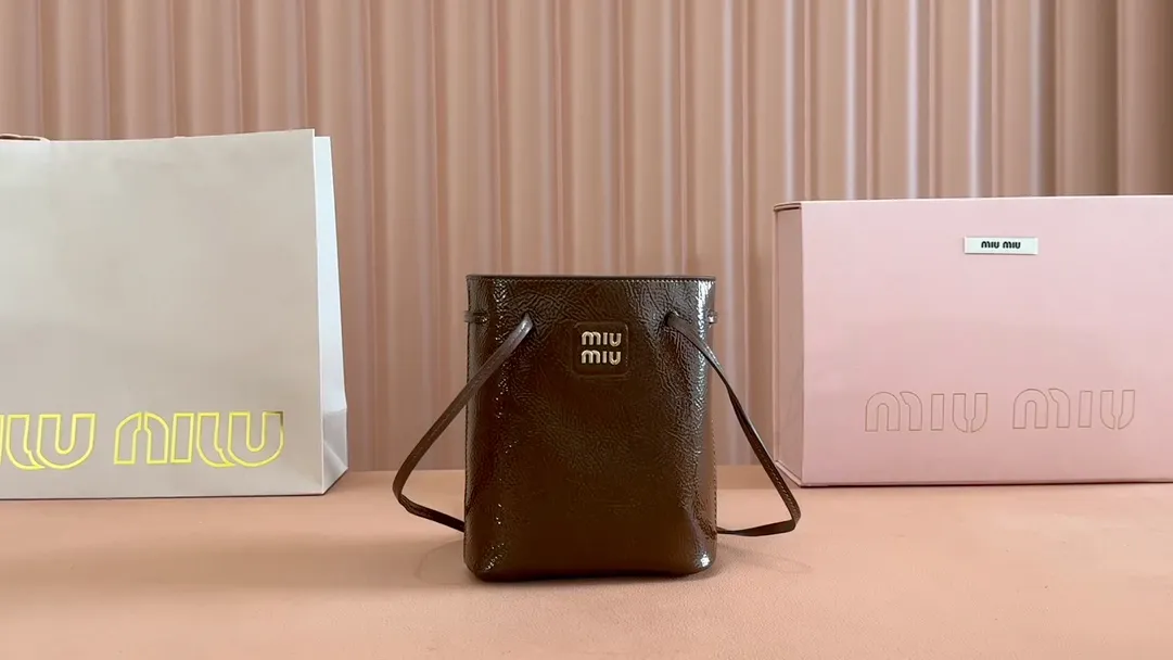 p1100💋💋💋 Equipped with a full set of packaging at the counter [Super Grade Hardware Original Leather] Nappa Sheep Leather Mini Handbag/Shoulder Bag
