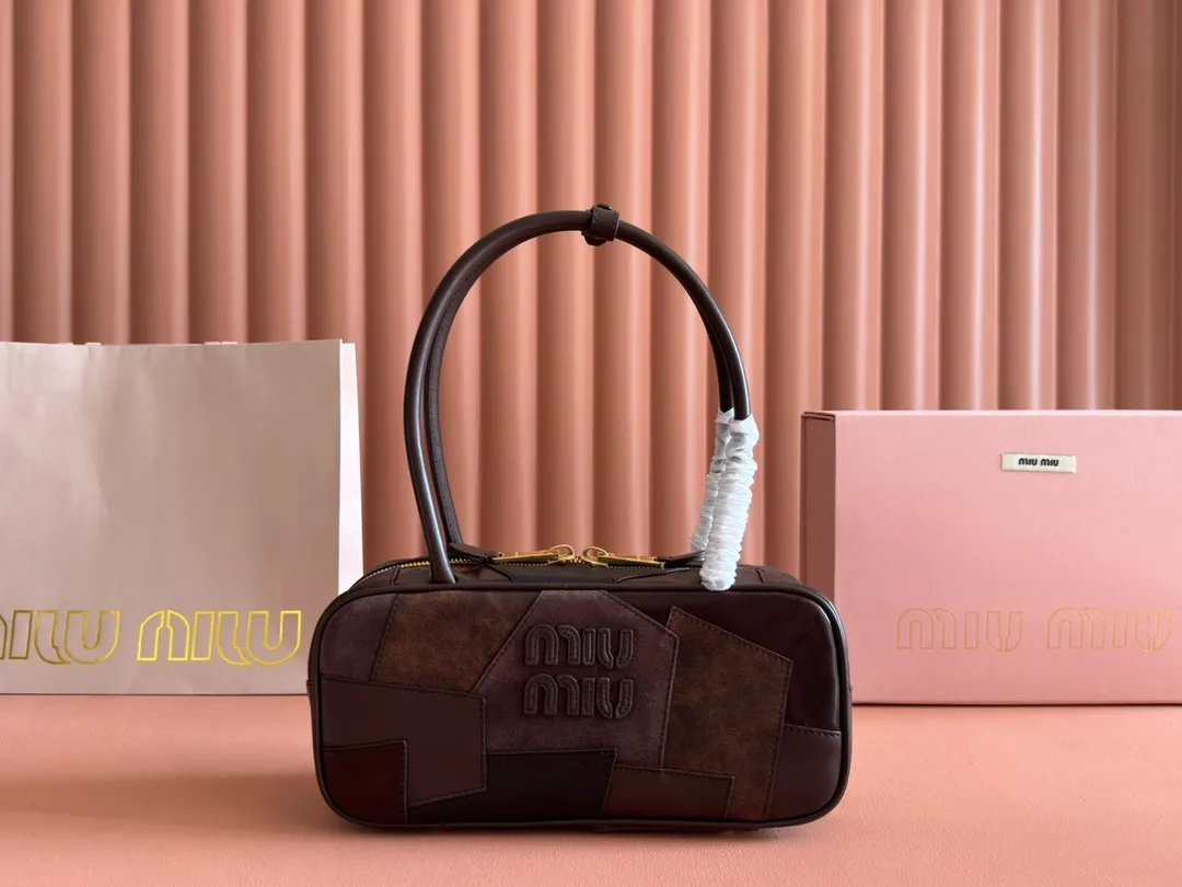 💋💋💋【New Product】Miu’s 👉hot-selling bowling bag Miu Miu Arcadia for women collage white, brown, heather color/original leather shipped! 🐲Model: 5BB147, combined short video