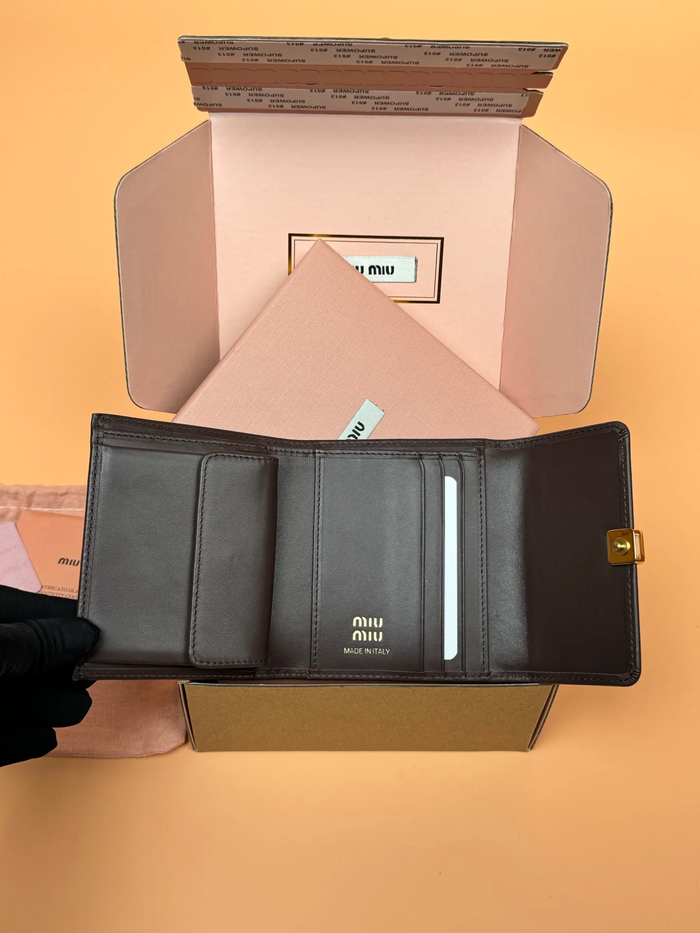 [Special grade hardware original leather] ¥600 ~ Imported cowhide wallet ~ Heather wood color - Snap button closure - Metal letter logo - 2 card slots - 1 banknote compartment - 1 coin pocket - Lined Size: w11.5×h10.2×2cm No.: 5MH033_ MM0240