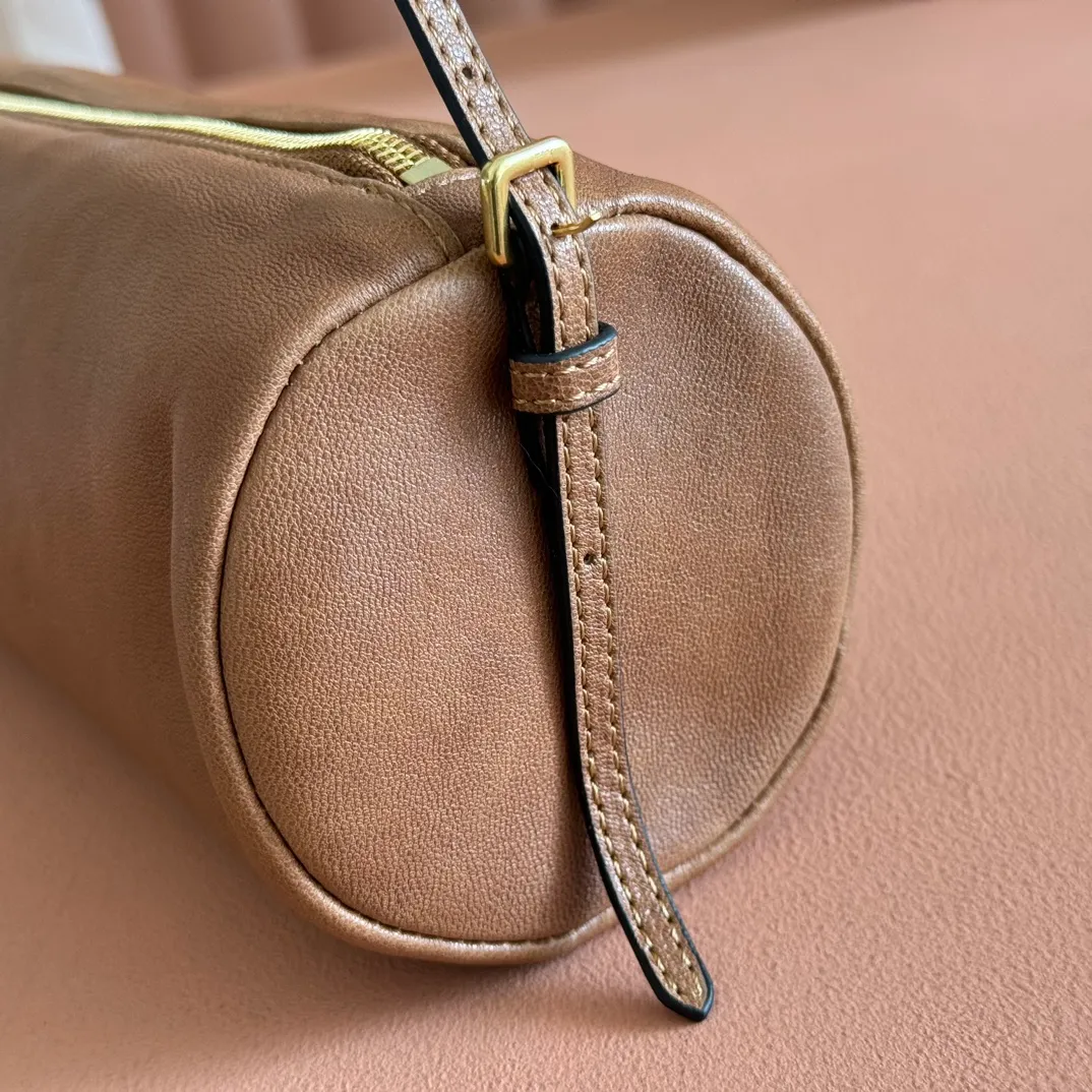 p1040💋💋💋[Special grade hardware original leather] Adventure Nappa sheep leather handbag/shoulder bag brown Size: W22×H9×D9cm No._5BG851