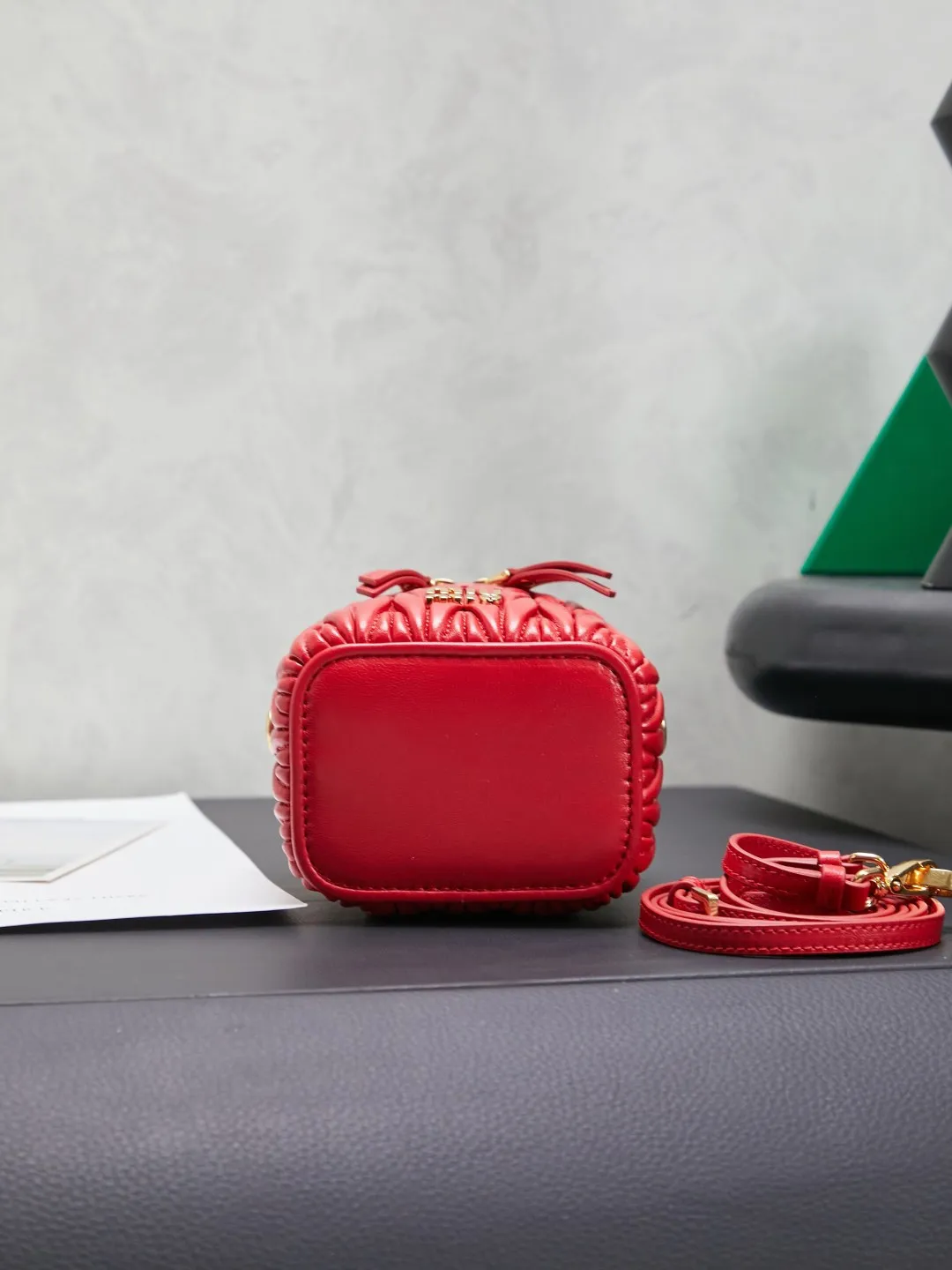 All categories Official website "Brand Women's Bags" Women's Bags 💙 miumiu 2026 new MIUMIU super mini cosmetic bag