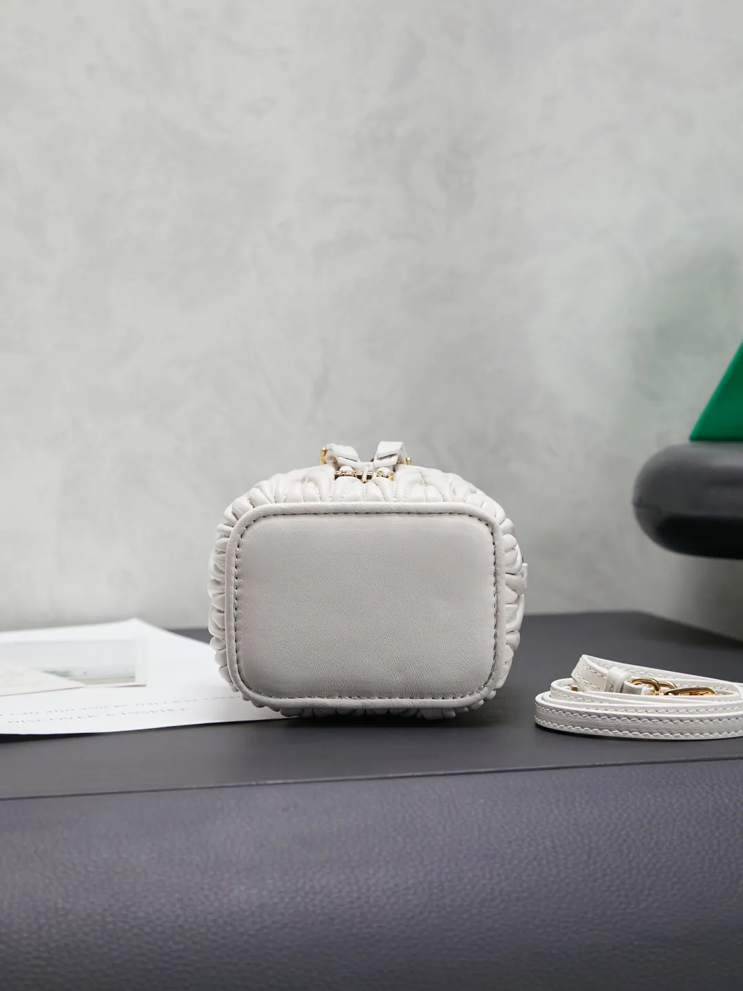 All categories Official website "Brand Women's Bags" Women's Bags 💙 miumiu 2026 new MIUMIU super mini cosmetic bag