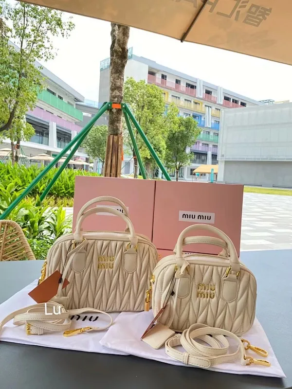 All categories Official website "Brand Women's Bags" Women's Bags 💙 miumiu 2023 new miumiu handbag wholesale