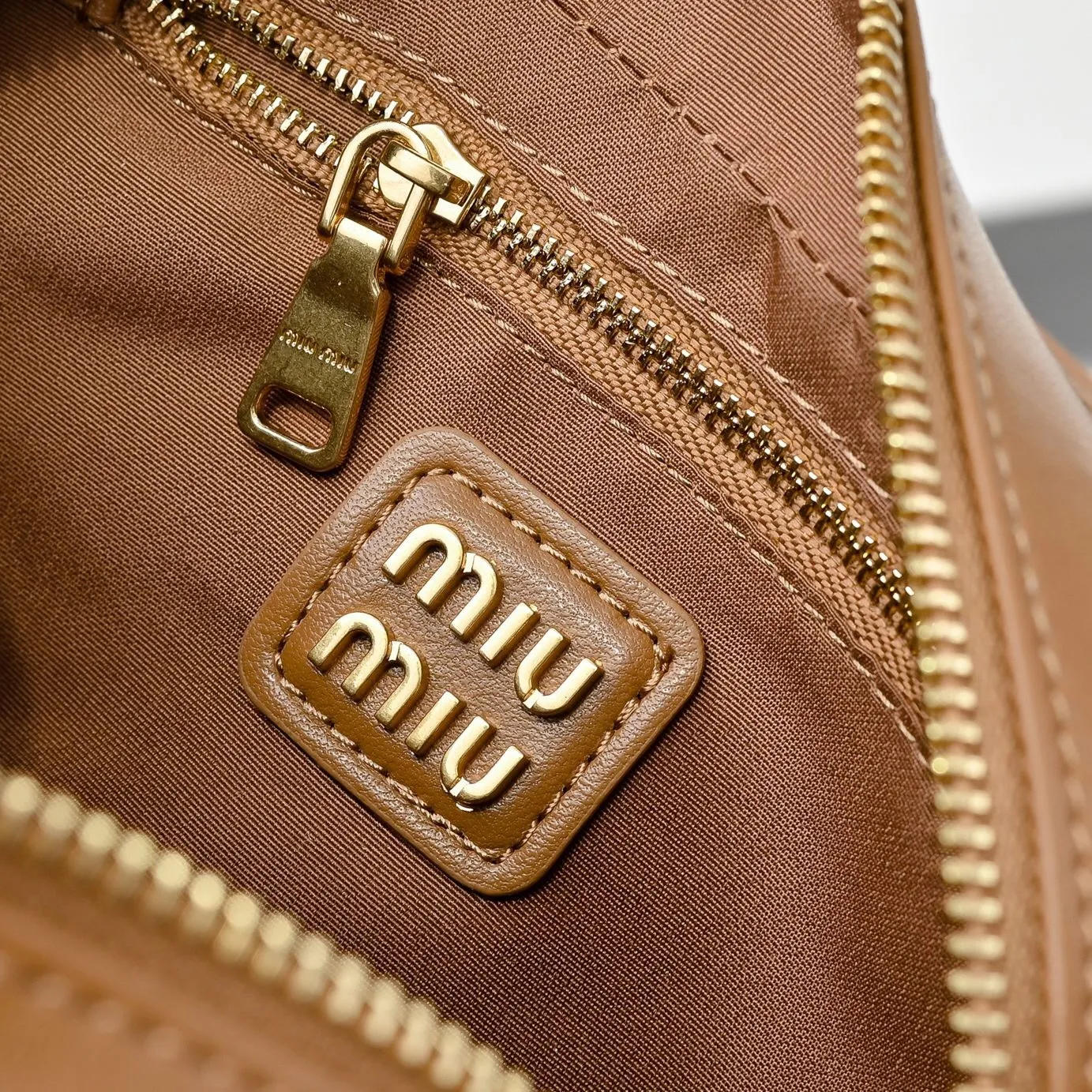All categories Official website "Brand Women's Bags" Women's Bags 💙 miumiu 2025 new MIUMIU handbags