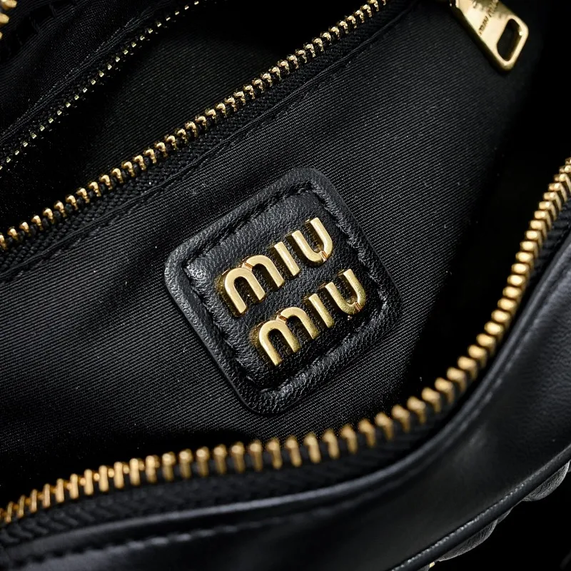 All categories Official website "Brand Women's Bags" Women's Bags 💙 miumiu 2025 new MIUMIU handbags