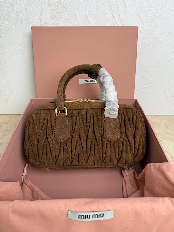 All Categories Official Website "Brand Women's Bags" Women's Bags 💙 miumiu 2026 Official Website MIUMIU Crossbody Bag