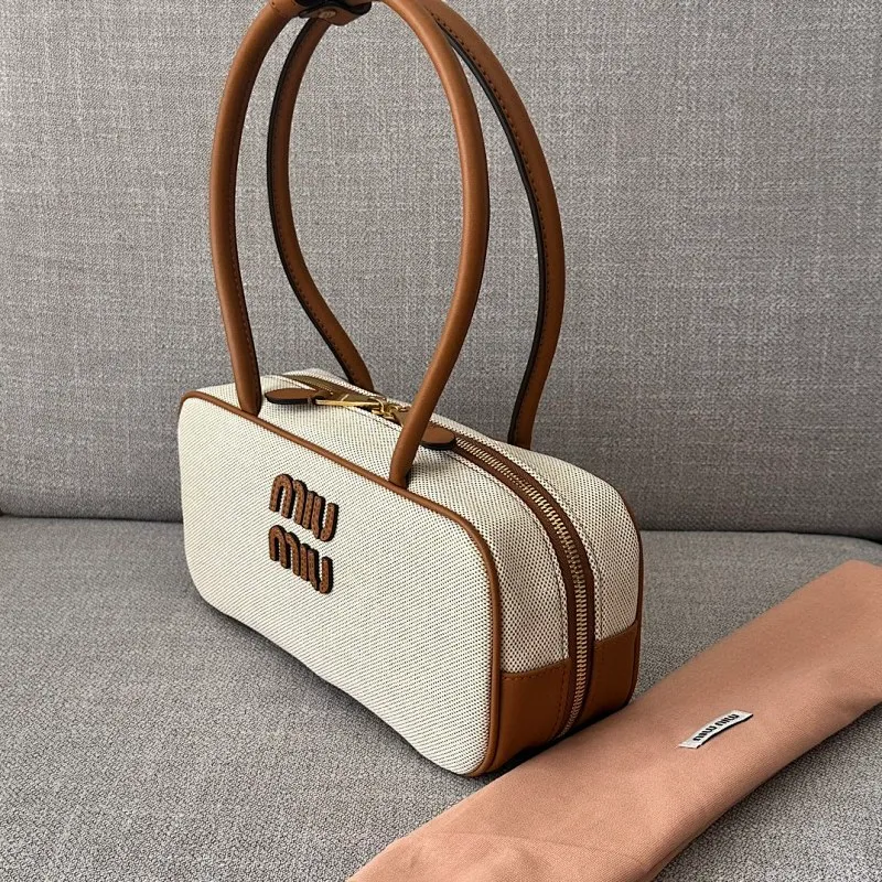All categories Official website "Brand Women's Bags" Women's Bags 💙 miumiu 2025 new miumiu handbags