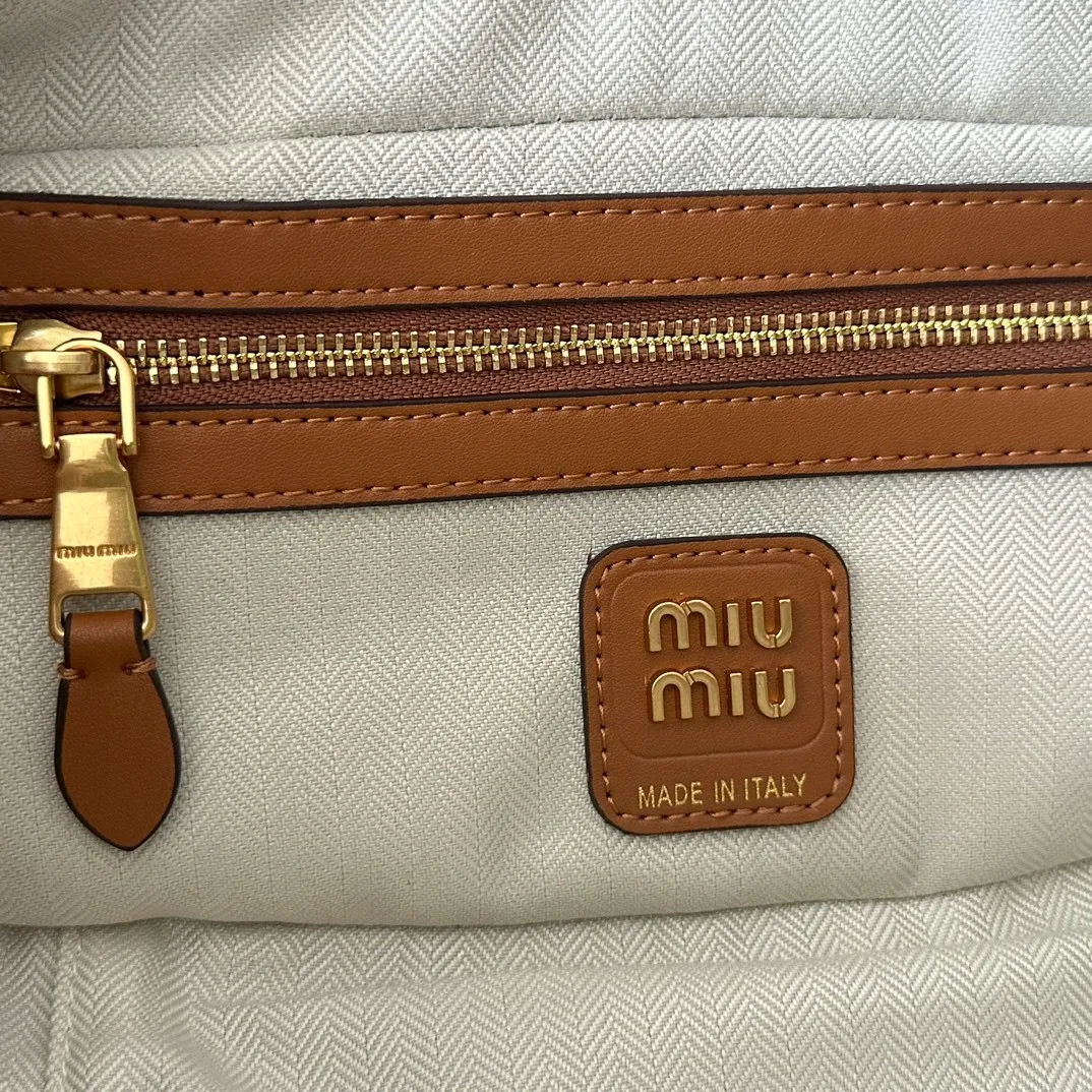 All categories Official website "Brand Women's Bags" Women's Bags 💙 miumiu 2025 new miumiu handbags