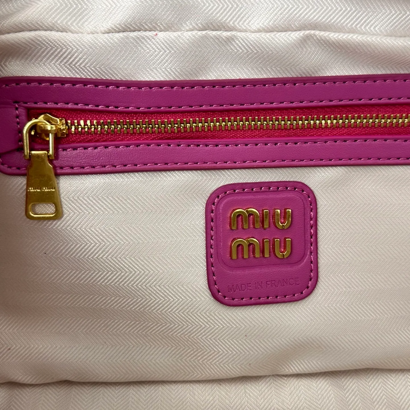 All categories Official website "Brand Women's Bags" Women's Bags 💙 miumiu 2025 new miumiu handbags