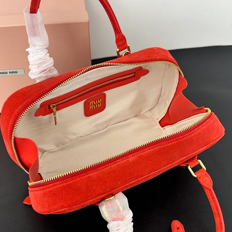 All categories Official website "Brand Women's Bags" Women's Bags 💙 miumiu 2025 new miumiu handbags