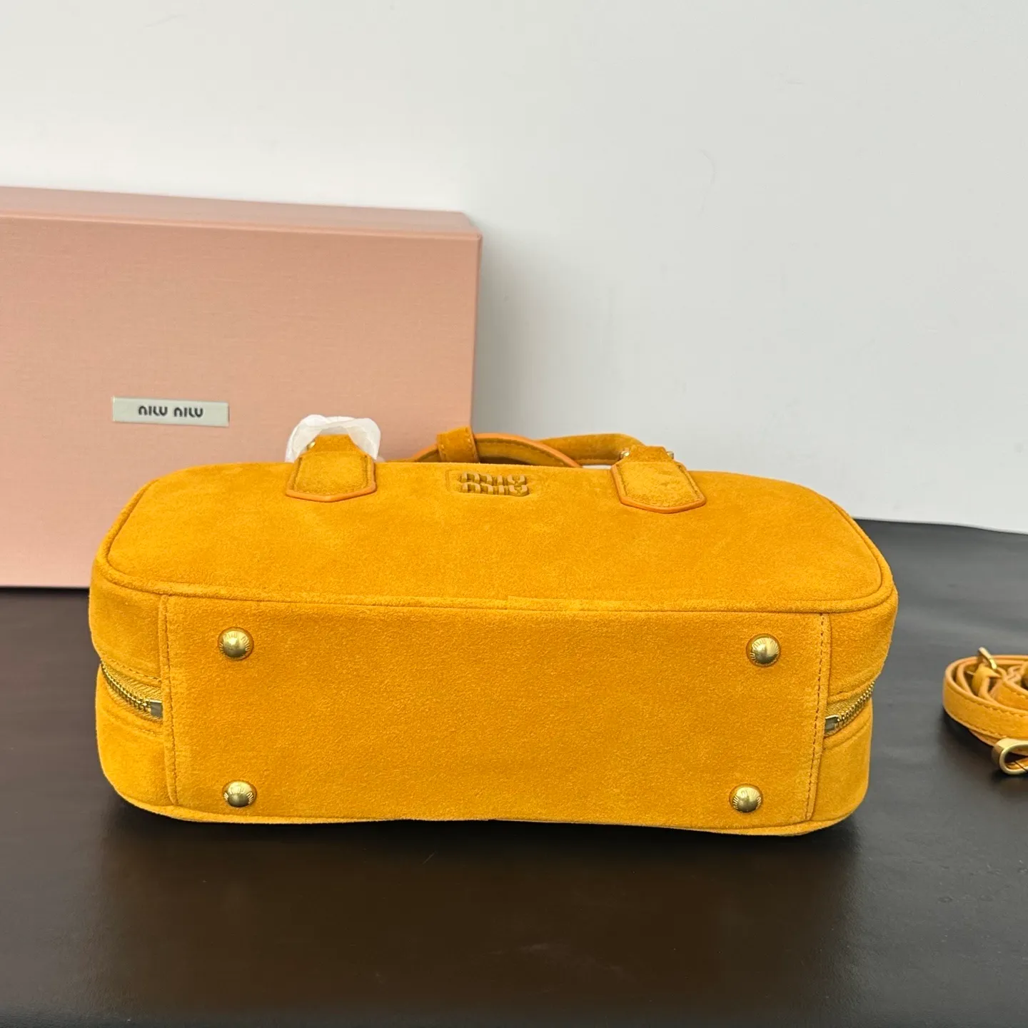 All categories Official website "Brand Women's Bags" Women's Bags 💙 miumiu 2025 new miumiu handbags